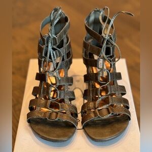 Olive Wedge Steve Madden